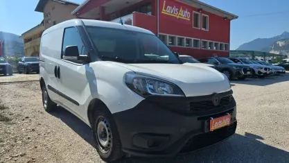 Usata Fiat Doblò S 105 CV (77 kW) 2020 Bianco Monovolume