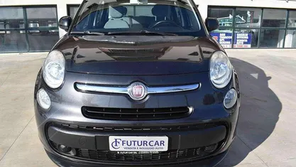 Grigio scuro Usata 2012 Fiat 500L Lounge Monovolume | 4400 € (Buon prezzo)