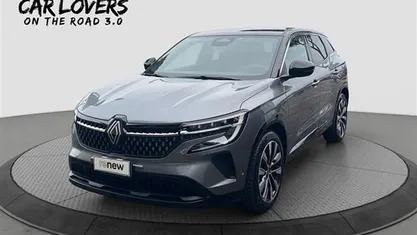 Grigio scuro Usata 2022 Renault Austral Techno SUV | 27.490 € (Buon prezzo)