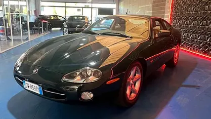Usata Jaguar XK8 284 CV (208 kW) 2001 Coupé