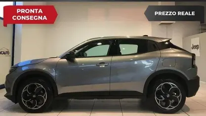 Usata Alfa Romeo Junior 114 kW (156 CV) 2025 Grigio SUV