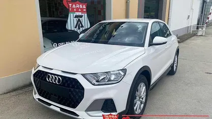 Usata Audi A1 Business 95 CV (69 kW) 2024 Bianco Berlina