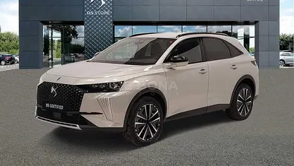 Grigio Usata 2024 DS Automobiles DS7 Crossback Performance Line Plus SUV | 33.900 € (Buon prezzo)
