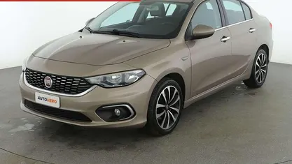 Usata Fiat Tipo Lounge 95 CV (69 kW) 2017 Beige Berlina