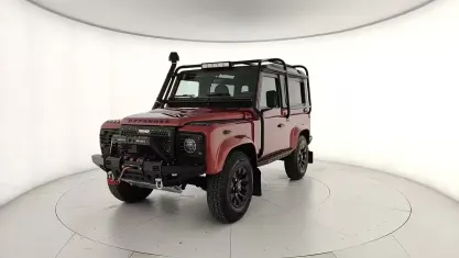 Usata Land Rover Defender SE 122 CV (89 kW) 2010 Rosso Station wagon
