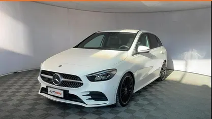 Usata Mercedes B180 Premium 115 CV (84 kW) 2019 Bianco Monovolume