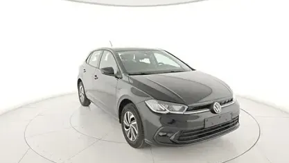 Usata VW Polo Life 95 CV (69 kW) 2025 Nero Utilitaria