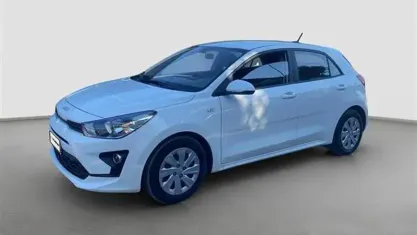 Usata Kia Rio Urban 82 CV (60 kW) 2023 Bianco Berlina