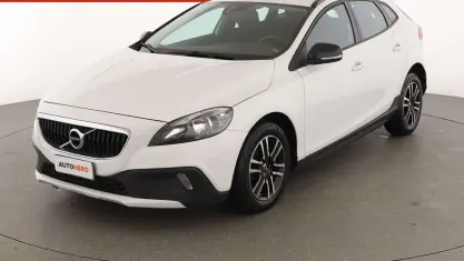 Usata Volvo V40 CC Business Edition 120 CV (88 kW) 2018 Bianco Station wagon