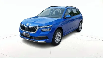 Usata Skoda Kamiq Ambition 110 CV (80 kW) 2022 Blu pastello SUV