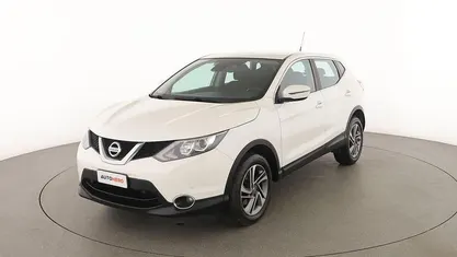 Usata Nissan Qashqai Acenta 110 CV (80 kW) 2015 Bianco SUV