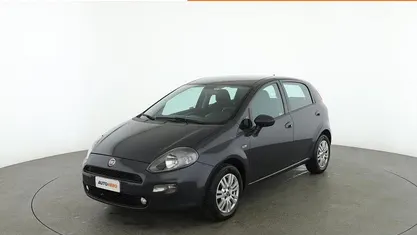 Grigio Usata 2017 Fiat Punto Lounge Tre volumi | 7899 € (Cara)