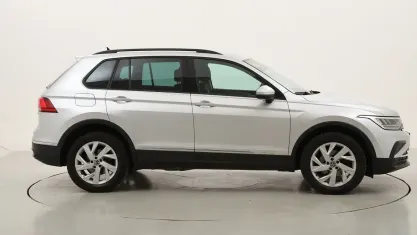 Usata VW Tiguan Life 150 CV (110 kW) 2021 Argentoargento SUV
