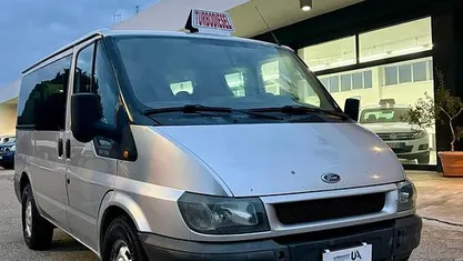 Usata Ford Transit 101 CV (74 kW) 2004 Monovolume