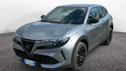 Usata Alfa Romeo GT Junior 145 CV (106 kW) 2025 Grigio SUV