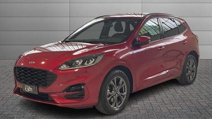 Begagnad Ford Kuga ST-Line 225 HK (165 kW) 2022 Amaranto metallizzat SUV