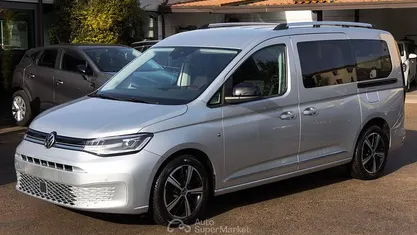 Usata VW Caddy Maxi Style 122 CV (89 kW) 2022 Argento Monovolume