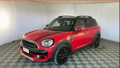 Usata Mini Countryman 190 CV (139 kW) 2020 Rosso SUV