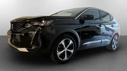 Usata Peugeot 3008 Allure 131 CV (96 kW) 2023 Nero SUV