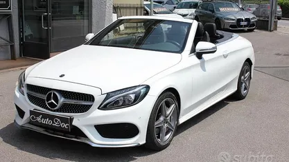 Usata Mercedes C180 AMG 184 CV (135 kW) 2017 Cabrio