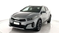 Lunar silver Usata 2023 Kia XCeed Style SUV | 23.600 € (Buon prezzo)