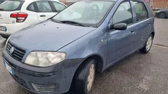 Grigio Usata 2004 Fiat Punto Due volumi | 1500 € (Buon prezzo)