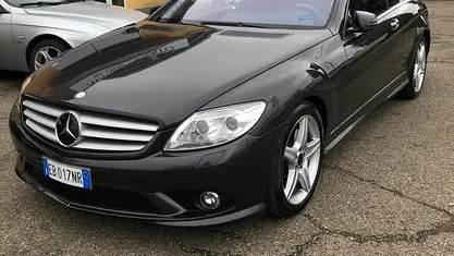 Usata Mercedes CL500 516 CV (379 kW) 2010 Grigio Coupé