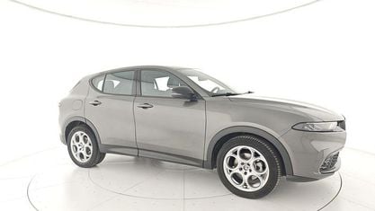 Second-hand Alfa Romeo Tonale Sprint 131 CP (96 kW) 2023 Gri SUV
