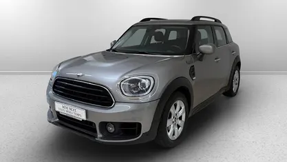 Melting silver Usata 2020 Mini One Countryman SUV | 21.500 € (Buon prezzo)