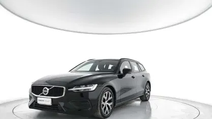 Usata Volvo V60 197 CV (144 kW) 2023 Nero Station wagon
