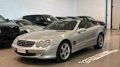 Usata Mercedes SL500 245 CV (180 kW) 2005 Grigio Cabrio