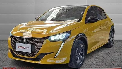 Giallo Usata 2022 Peugeot e-208 Active Due volumi | 15.500 € (Buon prezzo)