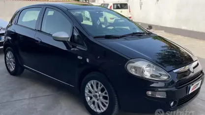 Usata Fiat Punto Evo S 95 CV (69 kW) 2011 Nero Utilitaria
