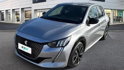 Usata Peugeot 208 GT 101 CV (74 kW) 2023 Utilitaria