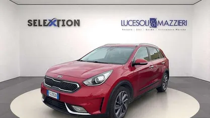 Usata 2017 Kia Niro Style SUV | 12.900 € (Buon prezzo)