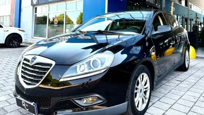 Usata Lancia Delta 120 CV (88 kW) 2011 Nero Utilitaria