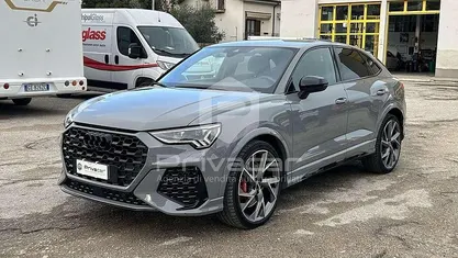 Grigio Usata 2022 Audi RS Q3 Ambiente SUV | 46.000 € (Buon prezzo)