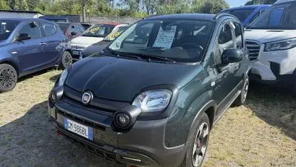 Usata Fiat Panda Cross Cross 69 CV (50 kW) 2023 Other Utilitaria