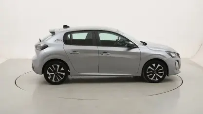 Usata Peugeot 208 Style 101 CV (74 kW) 2025 Utilitaria