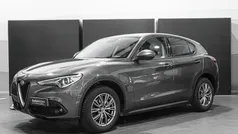 Grigio Usata 2018 Alfa Romeo Stelvio Executive SUV | 22.250 € (Buon prezzo)