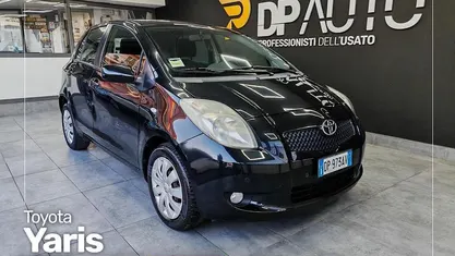 Usata Toyota Yaris Sol 87 CV (63 kW) 2008 Nero Utilitaria
