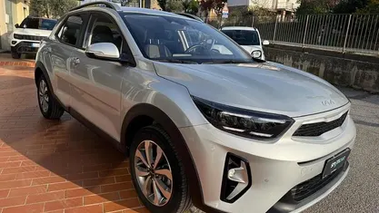 Usata 2025 Kia Stonic Style SUV | 16.000 € (Buon prezzo)