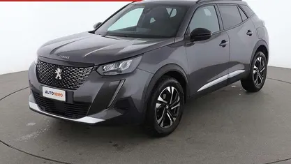 Usata Peugeot 2008 Allure 101 CV (74 kW) 2023 Grigio SUV