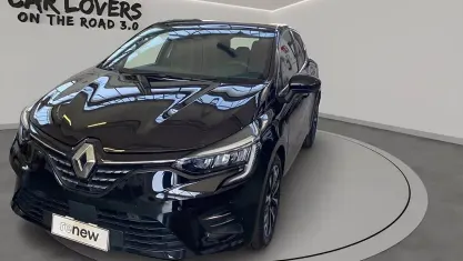 Usata Renault Clio Techno 101 CV (74 kW) 2023 Nero Utilitaria