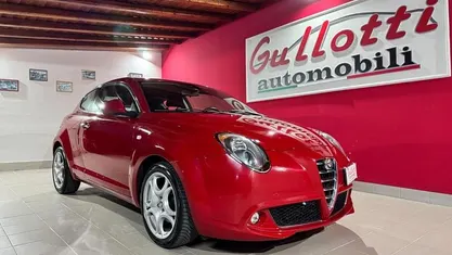Rosso pastello Usata 2014 Alfa Romeo MiTo Distinctive Due volumi | 6999 € (Cara)