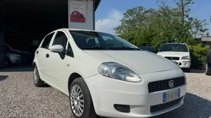 Usata Fiat Grande Punto 75 CV (55 kW) 2013 Bianco Utilitaria