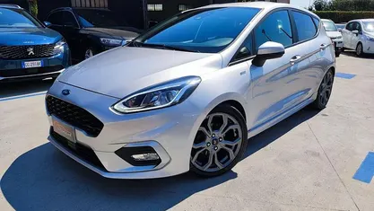 Usata Ford Fiesta ST-Line 101 CV (74 kW) 2019 Grigio Utilitaria