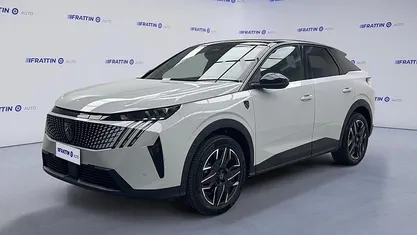 Usata Peugeot e-3008 GT 106 kW (145 CV) 2025 Bianco SUV