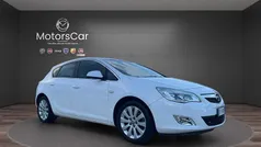 Bianco Usata 2010 Opel Astra Cosmo Station wagon | 4800 € (Buon prezzo)