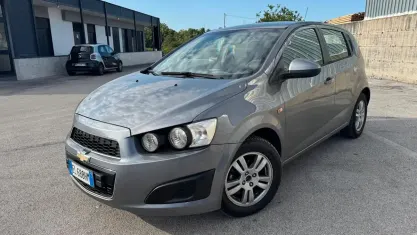 Usata Chevrolet Aveo LT 86 CV (63 kW) 2012 Grigio Utilitaria